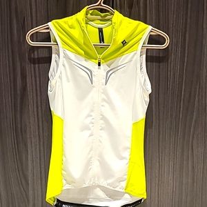Woman's  small  specialized bike  shirt